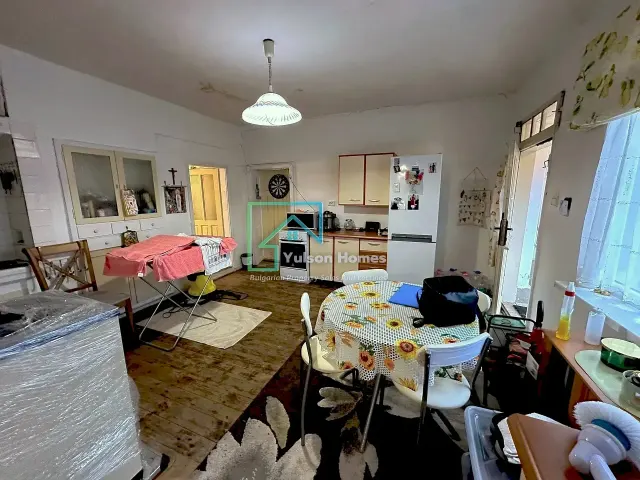 5 Chimney House - thumbnail 4