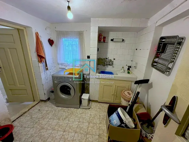 5 Chimney House - thumbnail 6