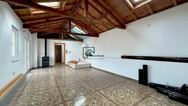 Corner Tower House - Lesicheri - thumbnail 36