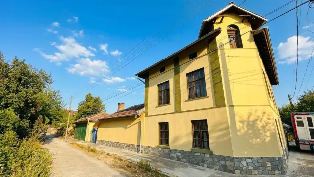 Corner Tower House - Lesicheri - thumbnail 43