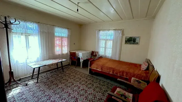The Bicentennial Cottage - Elenovo - thumbnail 10