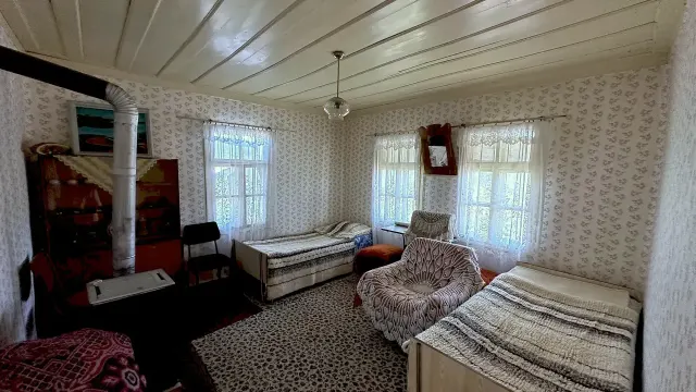 The Bicentennial Cottage - Elenovo - thumbnail 9
