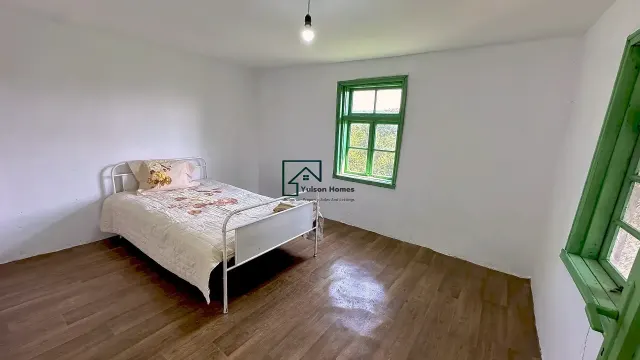 Woodland Edge Cottage - Sadina - thumbnail 13
