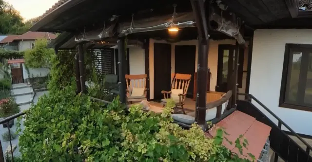 Ravine Retreat - Katselovo - thumbnail 2