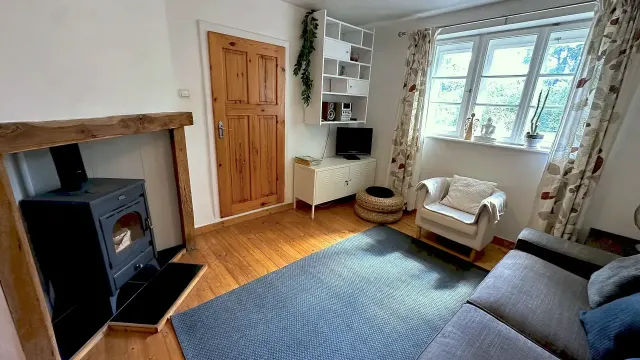 Angel House - Slomer - thumbnail 4