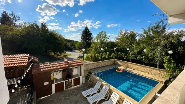 Hillside Mansion - Pushevo - thumbnail 38