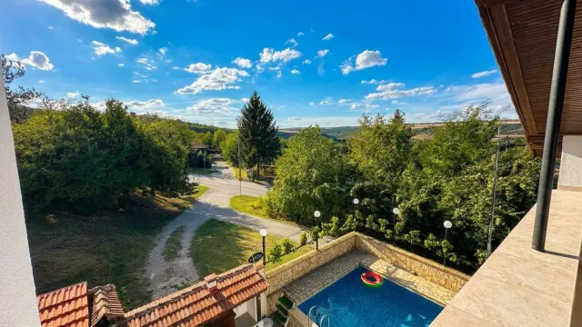 Hillside Mansion - Pushevo - thumbnail 43