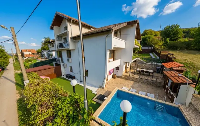 Hillside Mansion - Pushevo - thumbnail 74