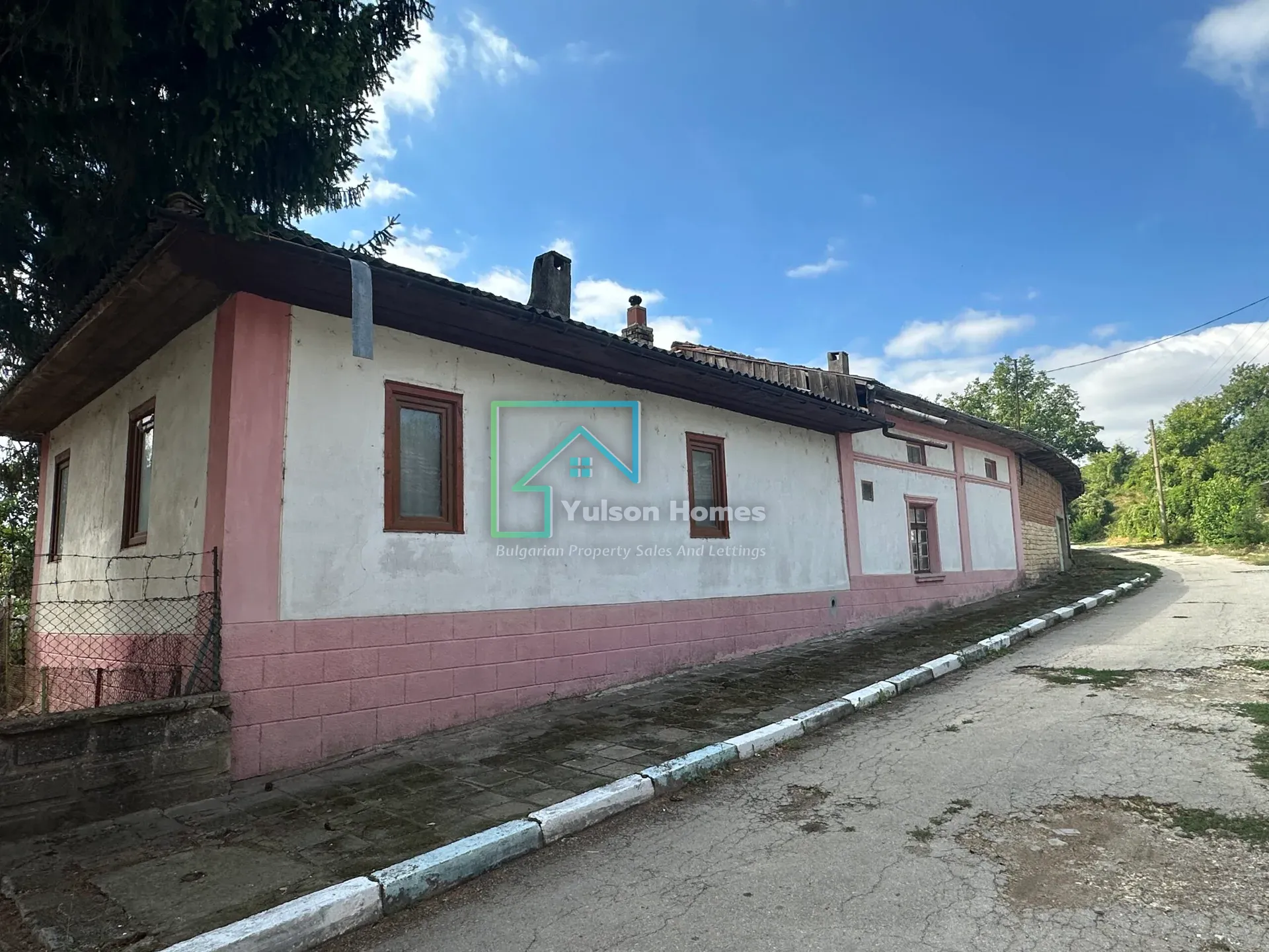 The Albion House - Lom Cherkovna - photo 1