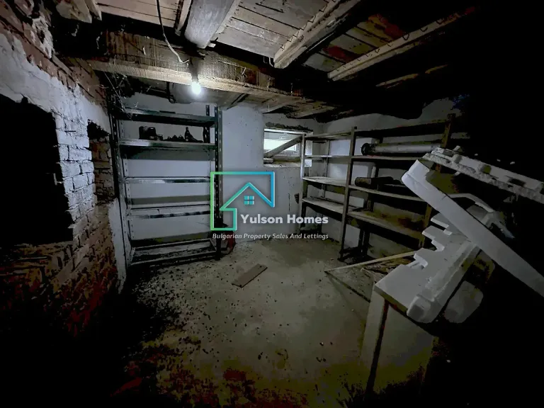 5 Chimney House - thumbnail 18