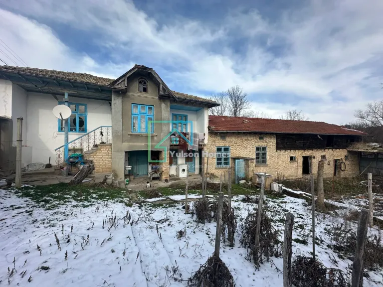 Hayloft Haven - Voditsa - thumbnail 2