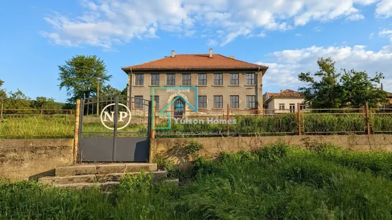 The School - Kostandenets in Kostandenets