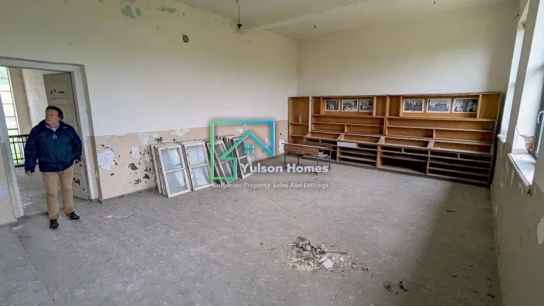 The Old School & Apartments - Kostandenets - thumbnail 13