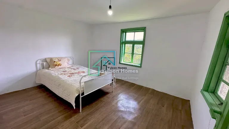 Woodland Edge Cottage - Sadina - thumbnail 13