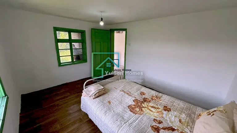 Woodland Edge Cottage - Sadina - thumbnail 17