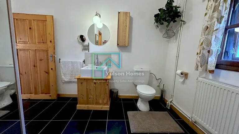 Angel House - Slomer - thumbnail 16