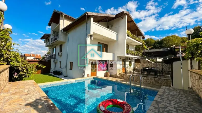 Hillside Mansion - Pushevo - thumbnail 2
