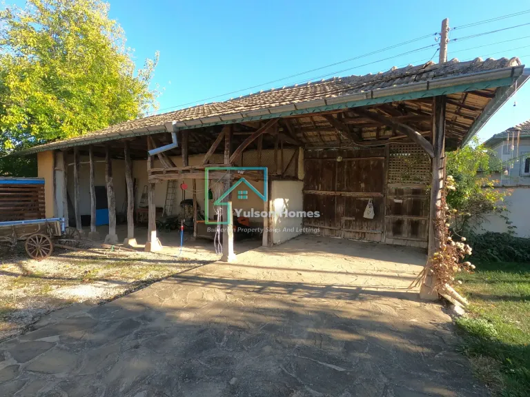 Bluebell House - Sadina - thumbnail 3