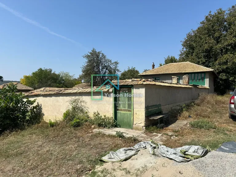 Fortress House - Sadina - thumbnail 2