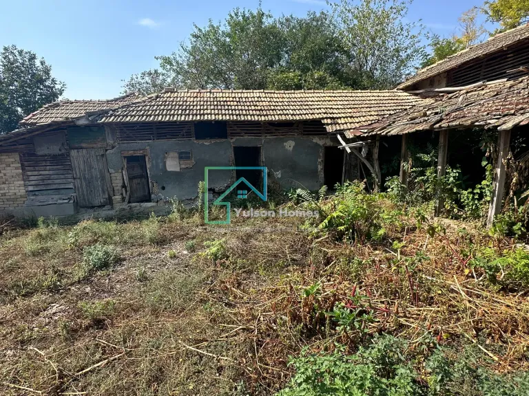Fortress House - Sadina - thumbnail 4