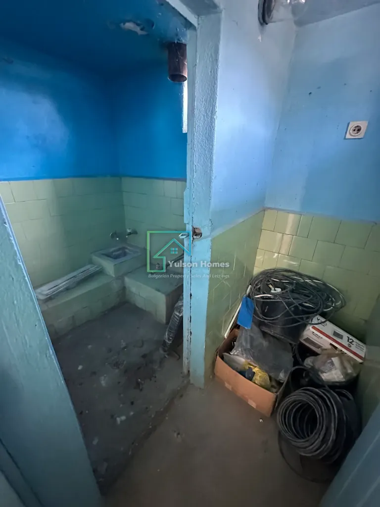 Fortress House - Sadina - thumbnail 7