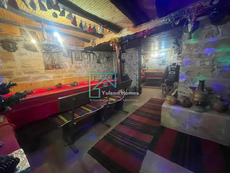 Grand Tavern Lodge - Voditsa - thumbnail 4