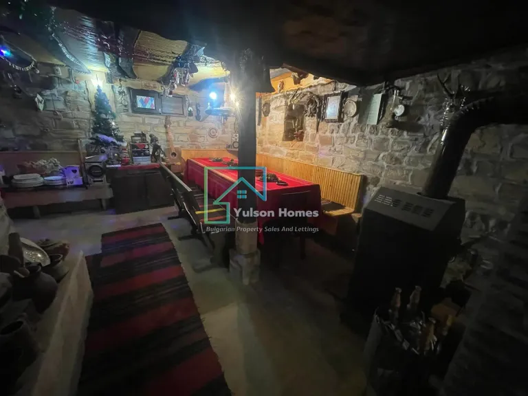 Grand Tavern Lodge - Voditsa - thumbnail 8