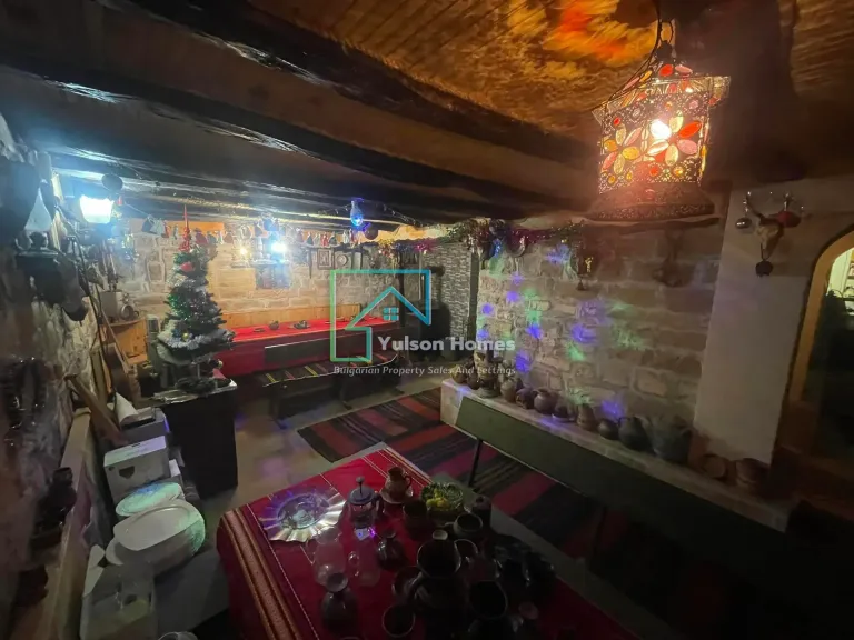 Grand Tavern Lodge - Voditsa - thumbnail 10