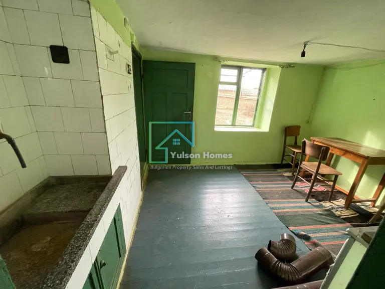 Fort House - Sadina - thumbnail 5
