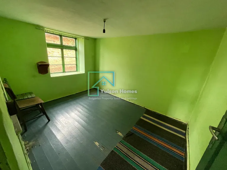 Fort House - Sadina - thumbnail 4