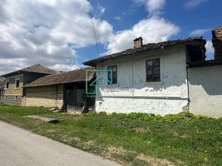 Cartwheel House - Lom Cherkovna - thumbnail 2