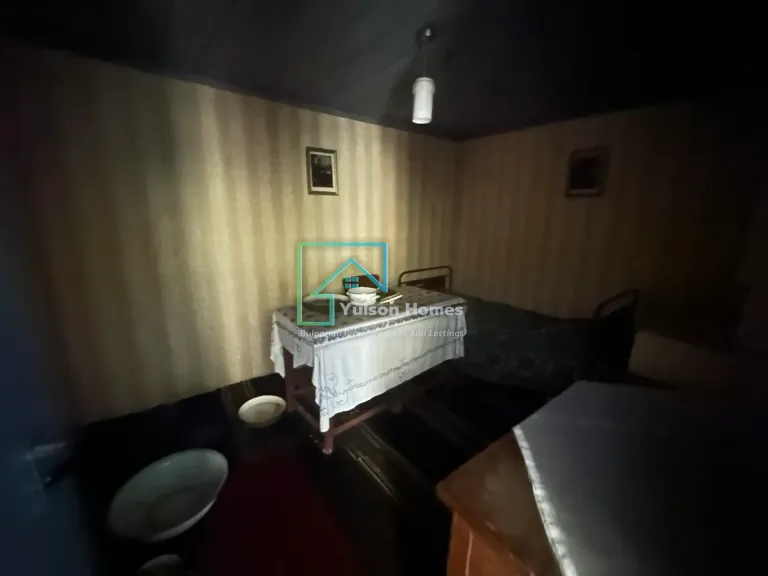 Cartwheel House - Lom Cherkovna - thumbnail 7
