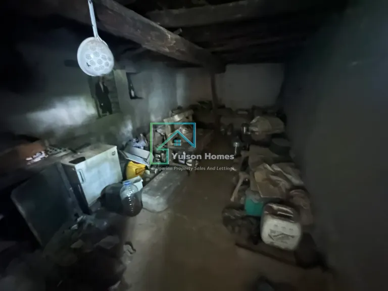Cartwheel House - Lom Cherkovna - thumbnail 11