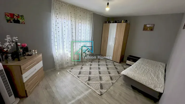 Toadstool House - Lom Cherkovna - thumbnail 13