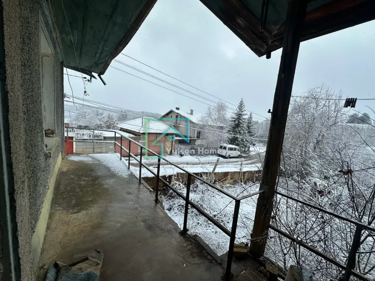 Sergeant House - Voditsa - thumbnail 3